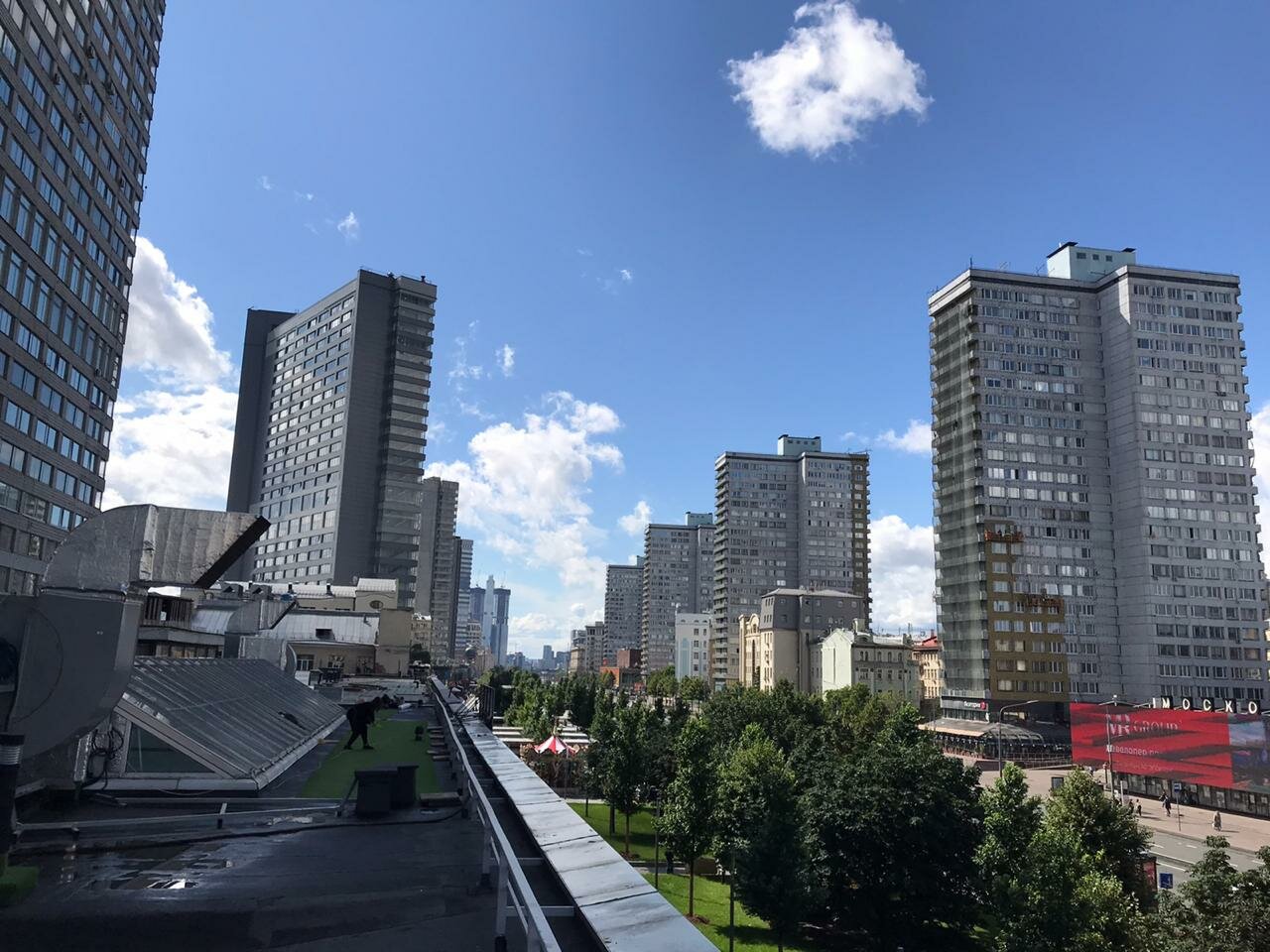 новый арбат, новый арбат 2018, жилые высотки на новом арбате, новый арбат здание, новый арбат дома