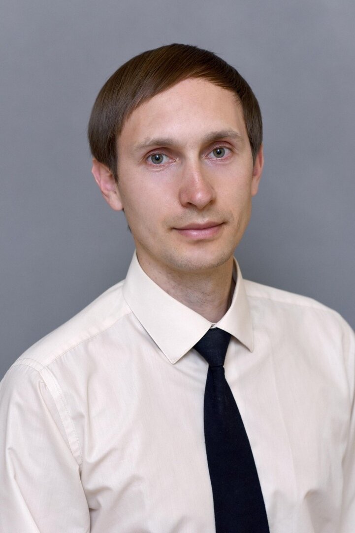 Владимир Николаевич Я.