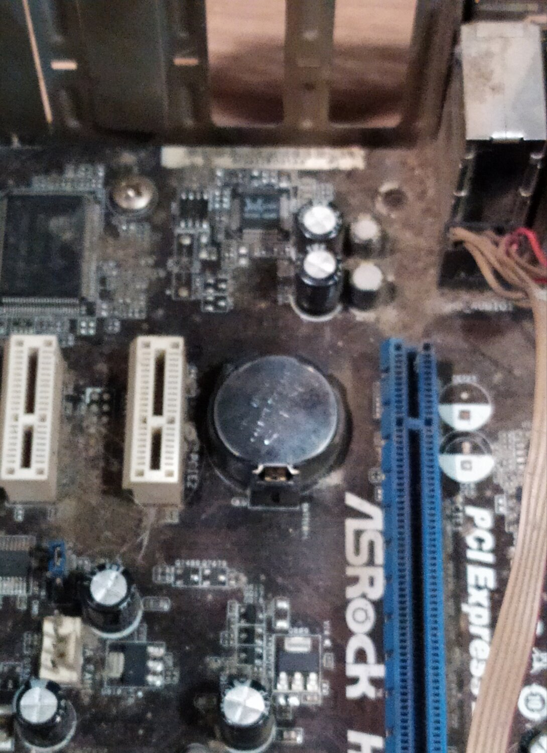 материнская плата msi ph61a-p35, материнская плата, микросхема биоса на материнской плате asus p5p43, r47 smd на материнской плате, материнская плата asus kcc rem msq m5a78l mlxplus