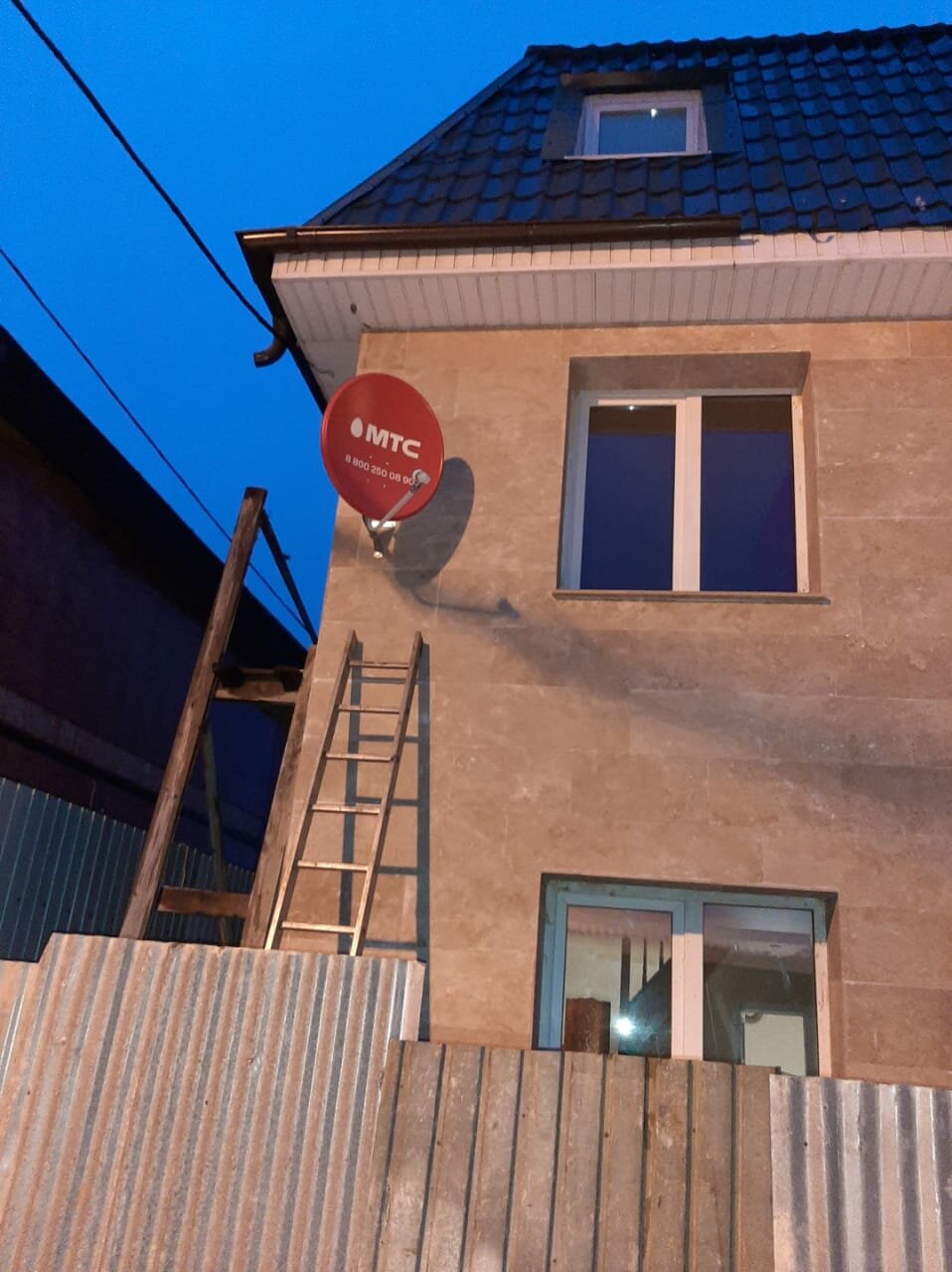 дом, загородный дом, коттедж, здание, отделка домов гибким камнем