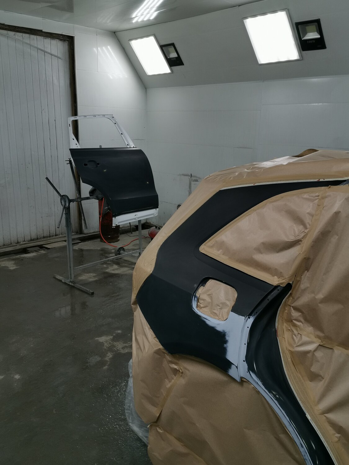 покраска авто в камере, покраска бмв в камере, автомобиль, покраска авто в гараже, авто