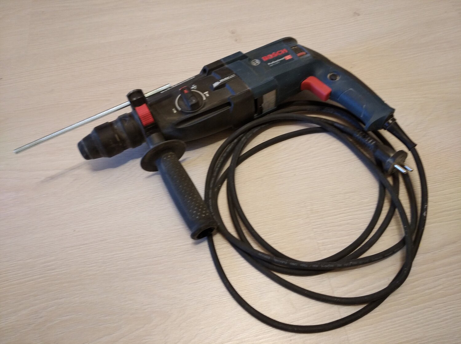 перфоратор bosch gbh 240 0611272100, перфоратор bosch gbh 2-26 dre, перфоратор bosch gbh 2-28 f, перфоратор бош 2-24d оригинал, перфоратор бош gbh 240 регулировка частоты вращения