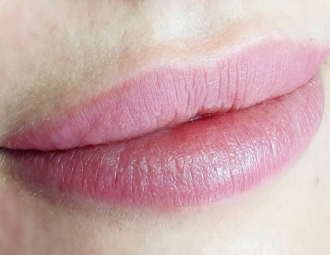 нюдовые губки татуаж, татуаж, сочные губы татуаж, татуаж губ, stellary "nude lips long lasting lipstick" оттенок №17