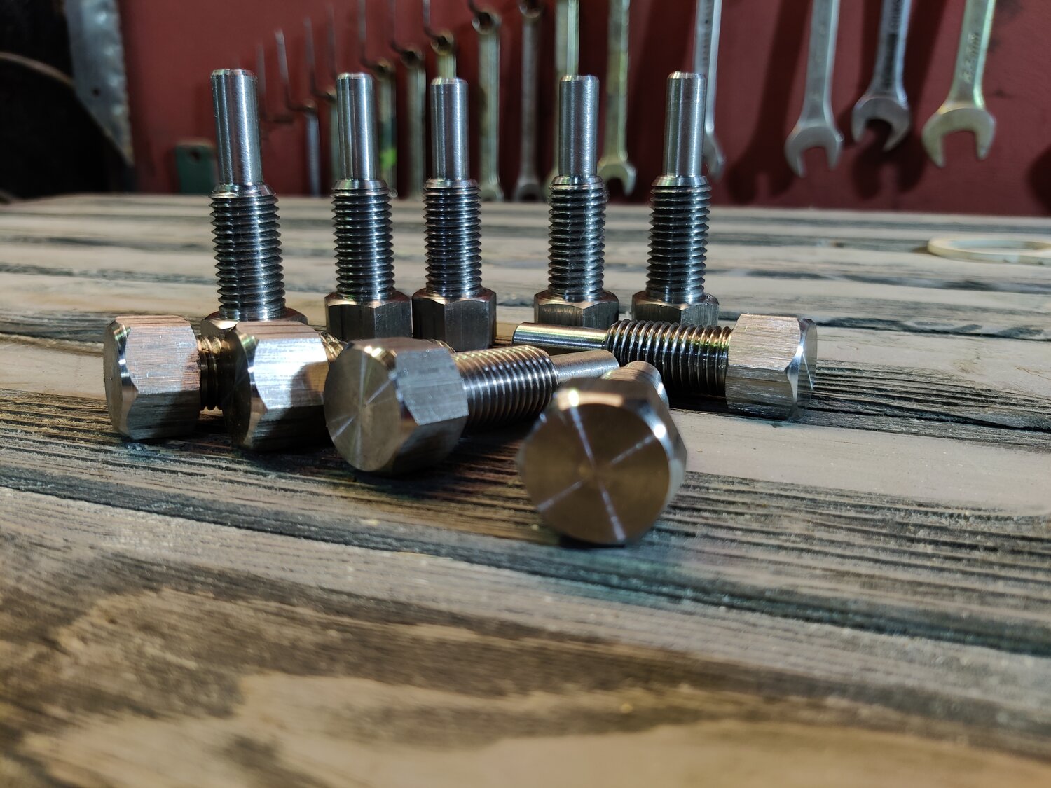 красивые болтики, болт, болт нержавейка м10x30, self drilling screw, болт на 40