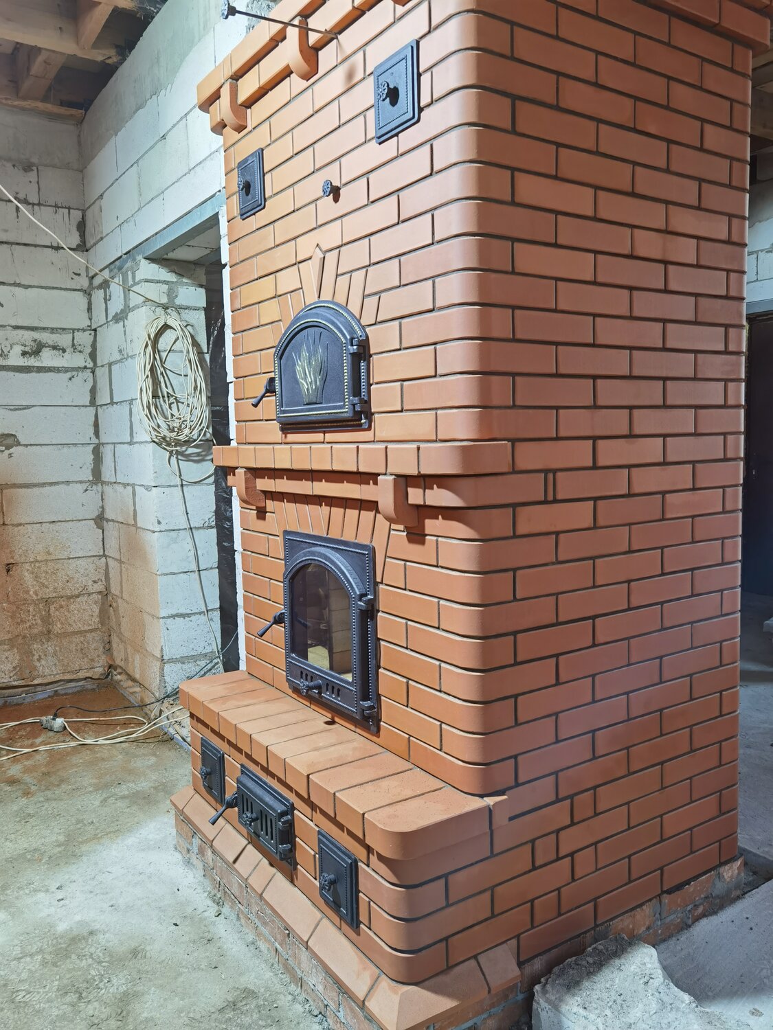 отопительно-варочная печь из кирпича lode, кирпичная печь, кирпичная печь для дома, кирпичная печь для дачи, небольшая кирпичная печь для дачи