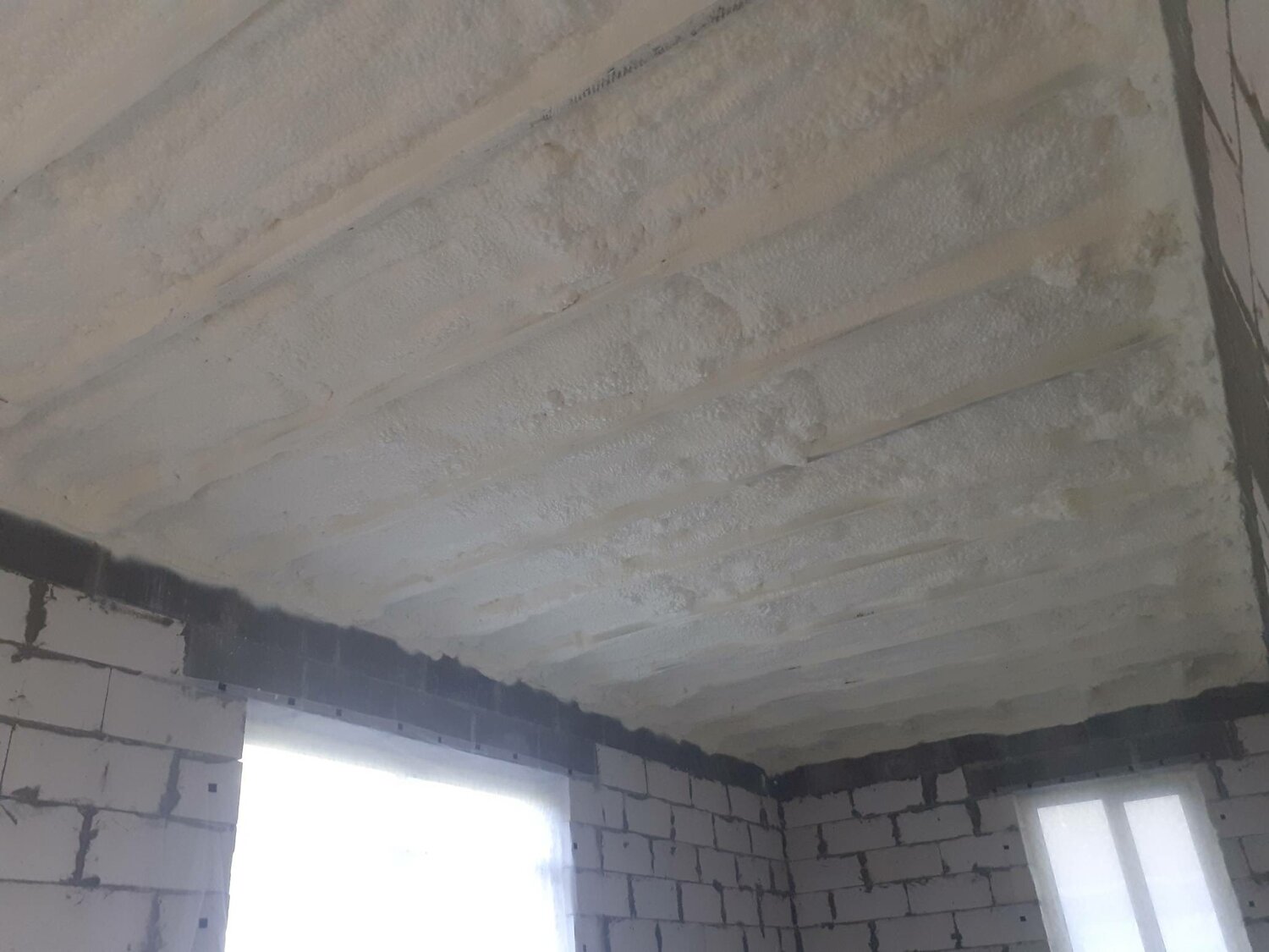 плиты перекрытия на газобетонные блоки 300 мм, отделка плит перекрытия, плиты для перекрытия потолка, перекрытия в кирпичном доме, второй этаж на плите перекрытия
