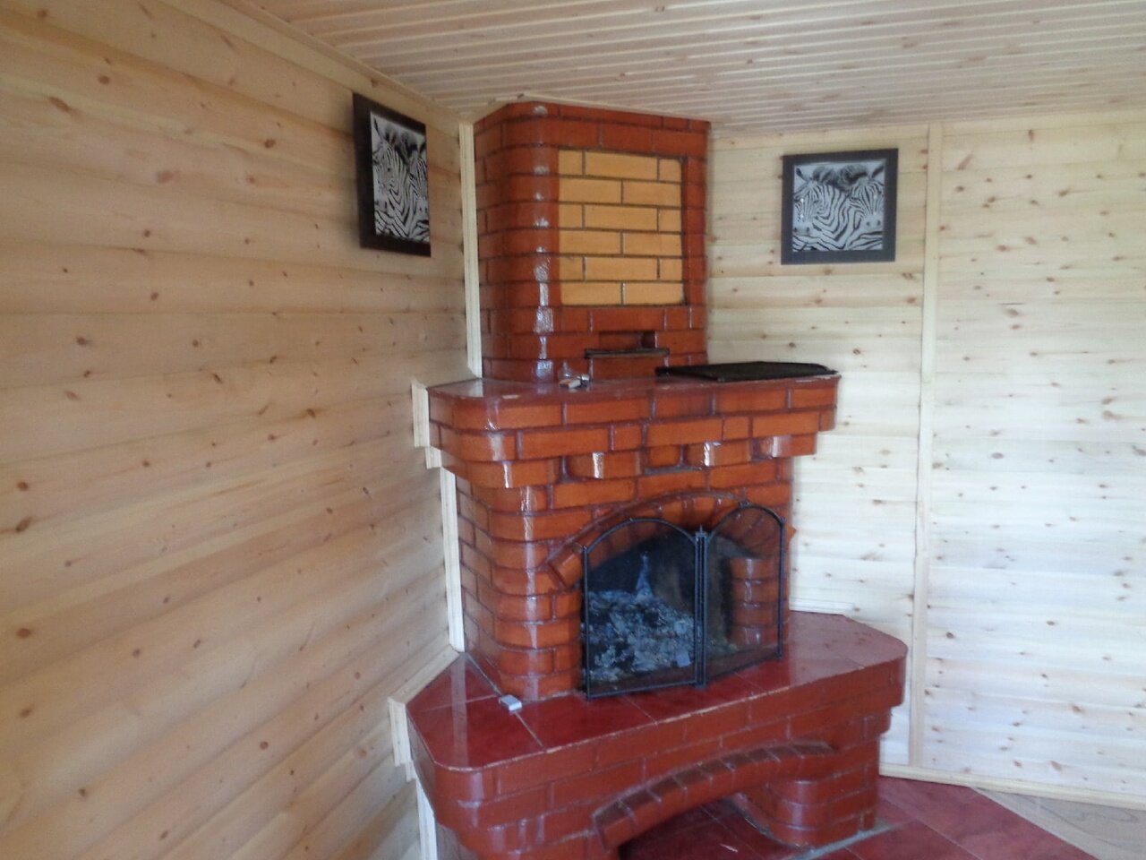 печь с камином из кирпича, кирпичная печь камин, печник в новокузнецке, печь из кирпича, печь из кирпича для дома