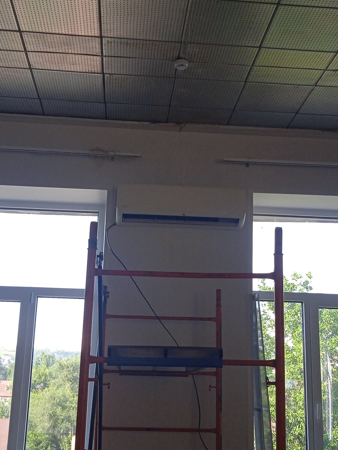 лебедка электрическая geda maxi 150 s, строительные работы, ремонт здания, потолок, новый дом на жилстрое мурманск