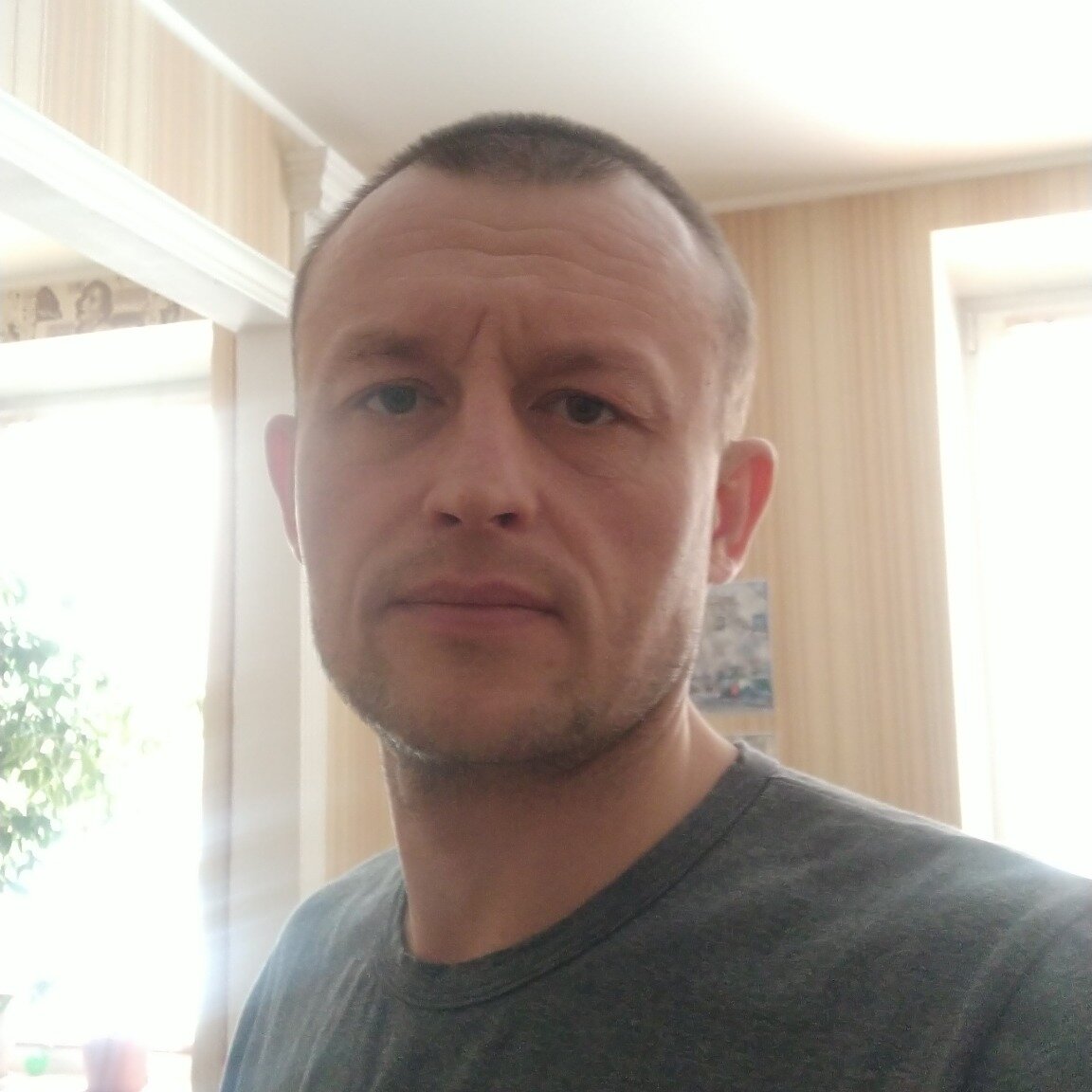 Антон Афанасьев