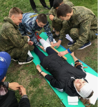 Военно-спортивная игра «Зарница» — командный тимбилдинг с патриотическим духом