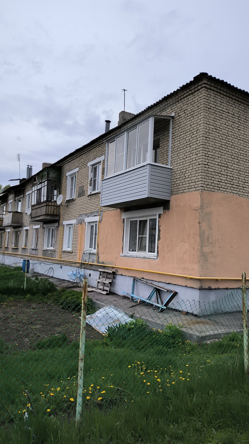 квартира в хрущевке, двухэтажные дома, кирпичные дома, дом кирпичный, дом в