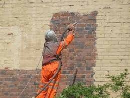 пескоструйная обработка кирпича, пескоструйка кирпичных стен, пескоструйная очистка, пескоструйная обработка, маляр пескоструйщик