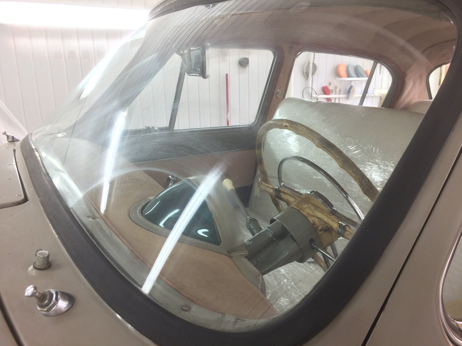 люкс хром газ 21, автомобиль, хром лобового стекла газ 21, зеленая полусфера газ 21, ретро автомобиль