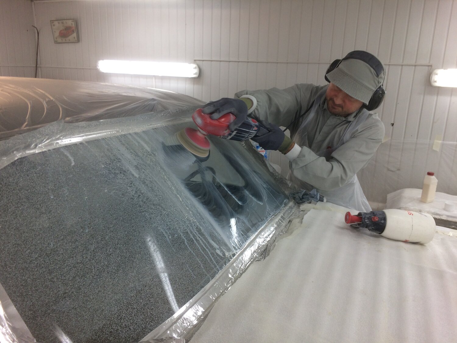 покраска крыши автомобиля, покраска крыши авто своими руками, локальная покраска крыши, процесс покраски автомобиля, локальная покраска автомобиля крыши автомобиля