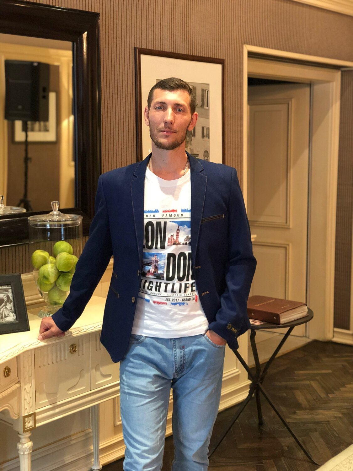 Андрей Сотников