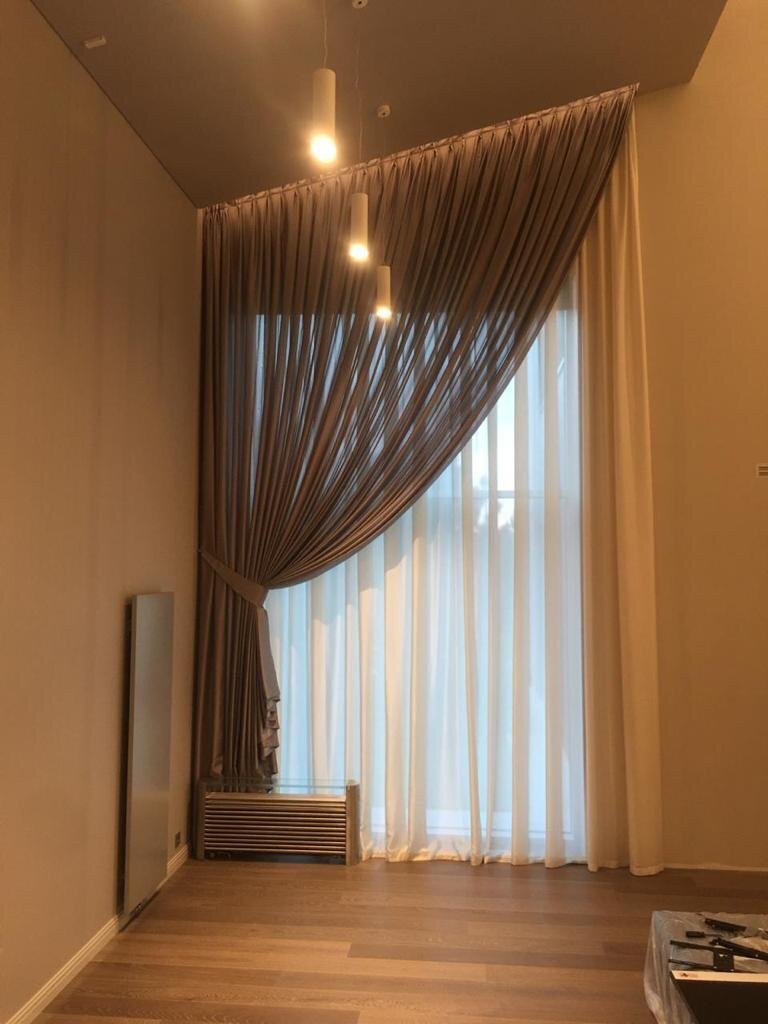 стильные шторы, шторы на окно 3.5 метра, шторы во всю стену, шторы на одну сторону окна, дизайн шторы и жалюзи ташкент