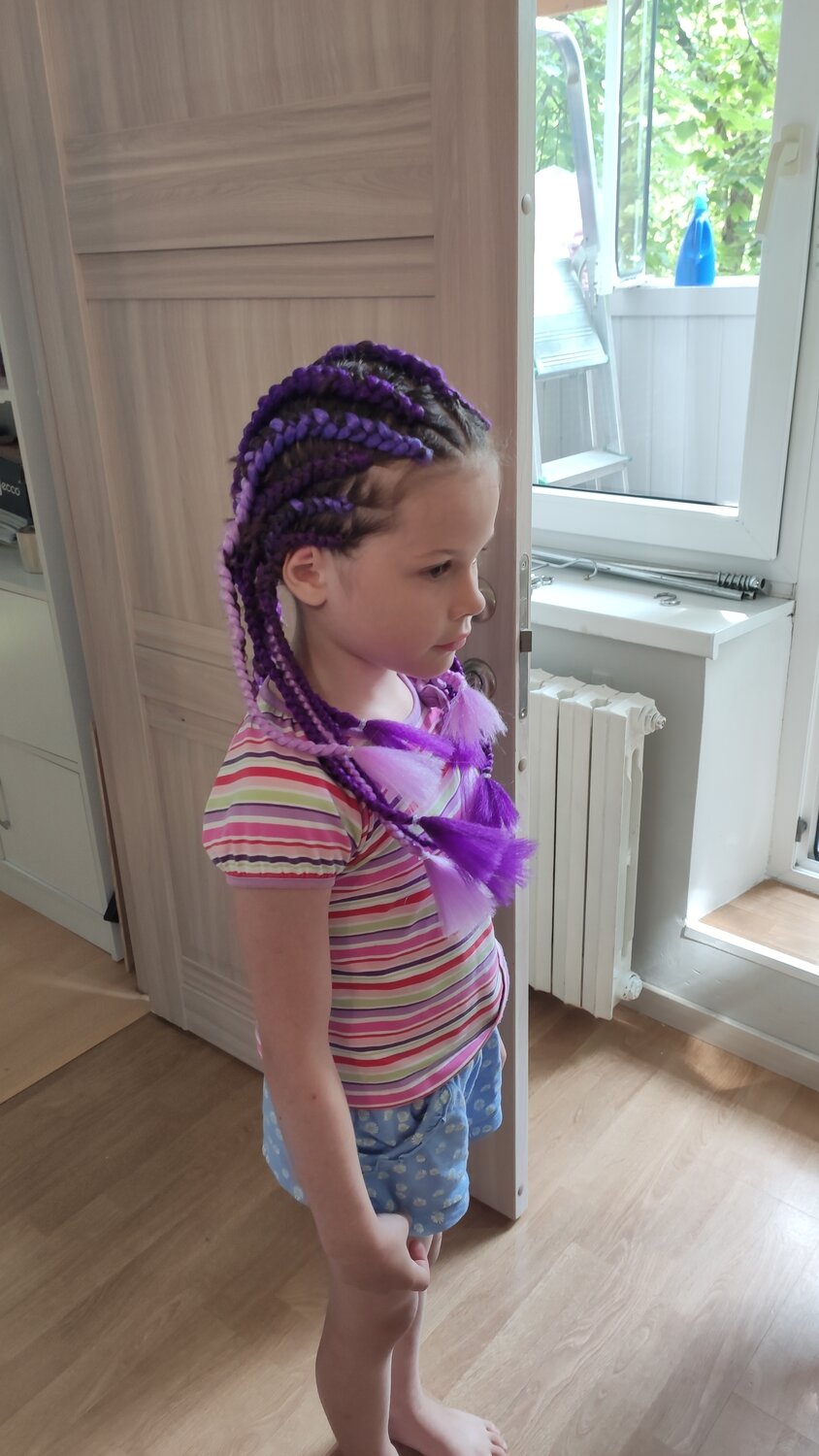 детские прически с канекалоном, ребёнок, прически с канекалоном рожки, девочка, плетение кос