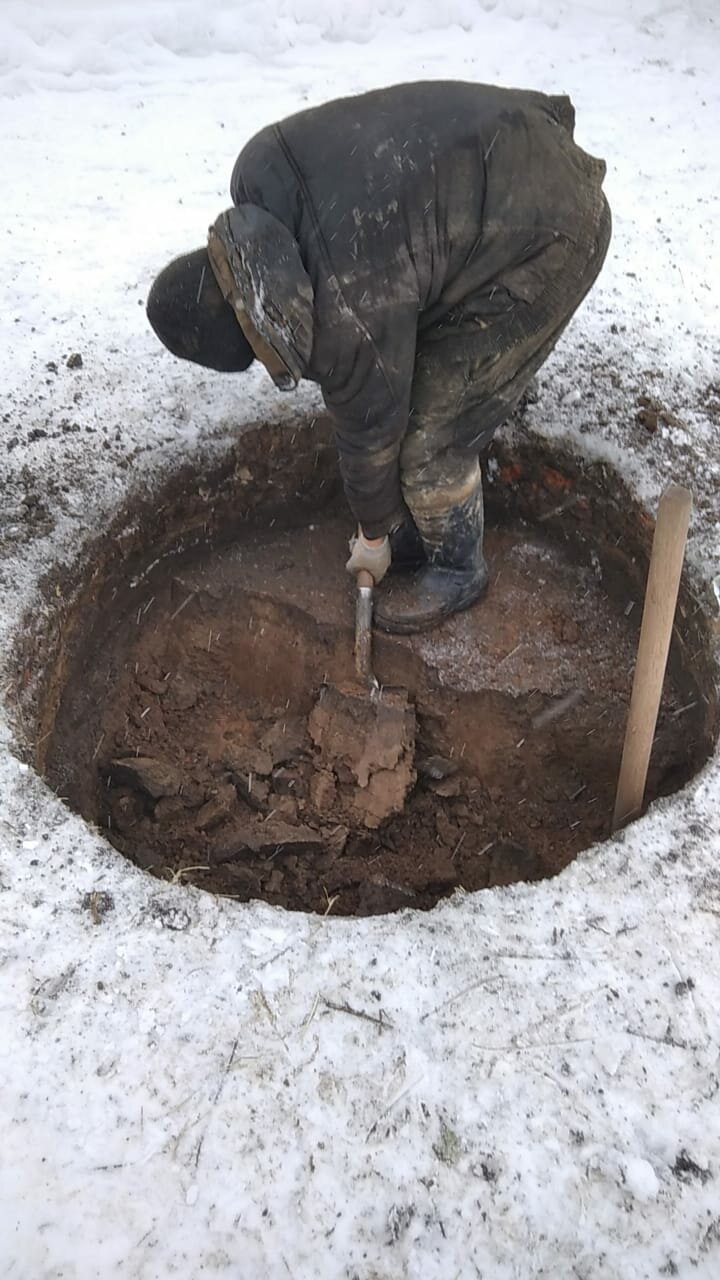 копка колодца павел, копка колодца зимой, копаем колодцы, копка колодцев в рузском районе, копки