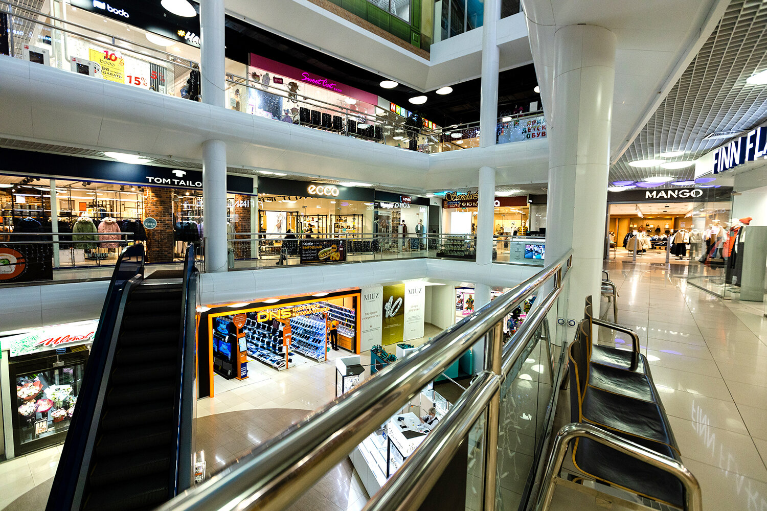 торговый центр, большой торговый центр, торговый центр palladium, central phuket торговый центр, alışveriş merkezi