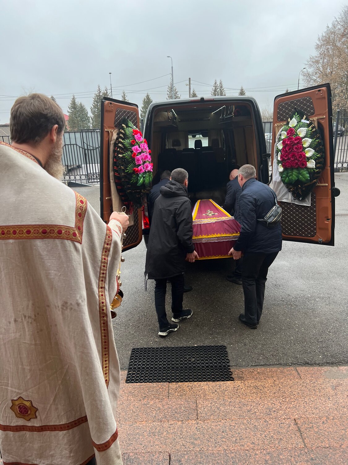 похороны, похороны колтового похороны александра, похороны александра колтового прощание, евгений осин похороны, сергей дроздов похороны