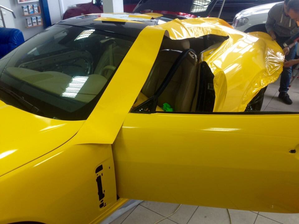 Оклейка автомобиля пленкой для такси