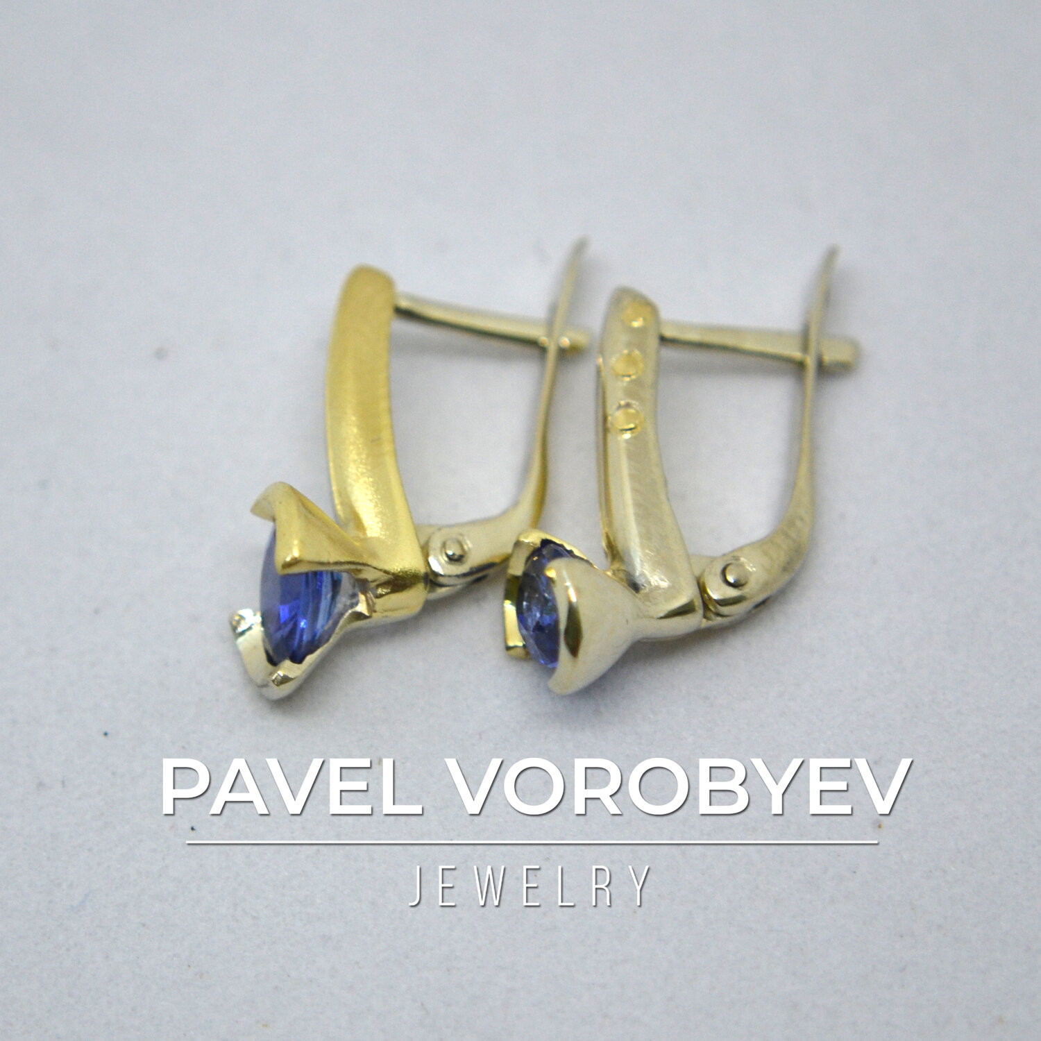 серьги золотые 585 пробы с 2 бриллиантами 0,22 ct 3/5, золотые серьги с бриллиантами 750 пробы ссср, серьги 116512373 585 пробы маса 3.26 цена, золотые серьги, гвозди серьги 585 пробы