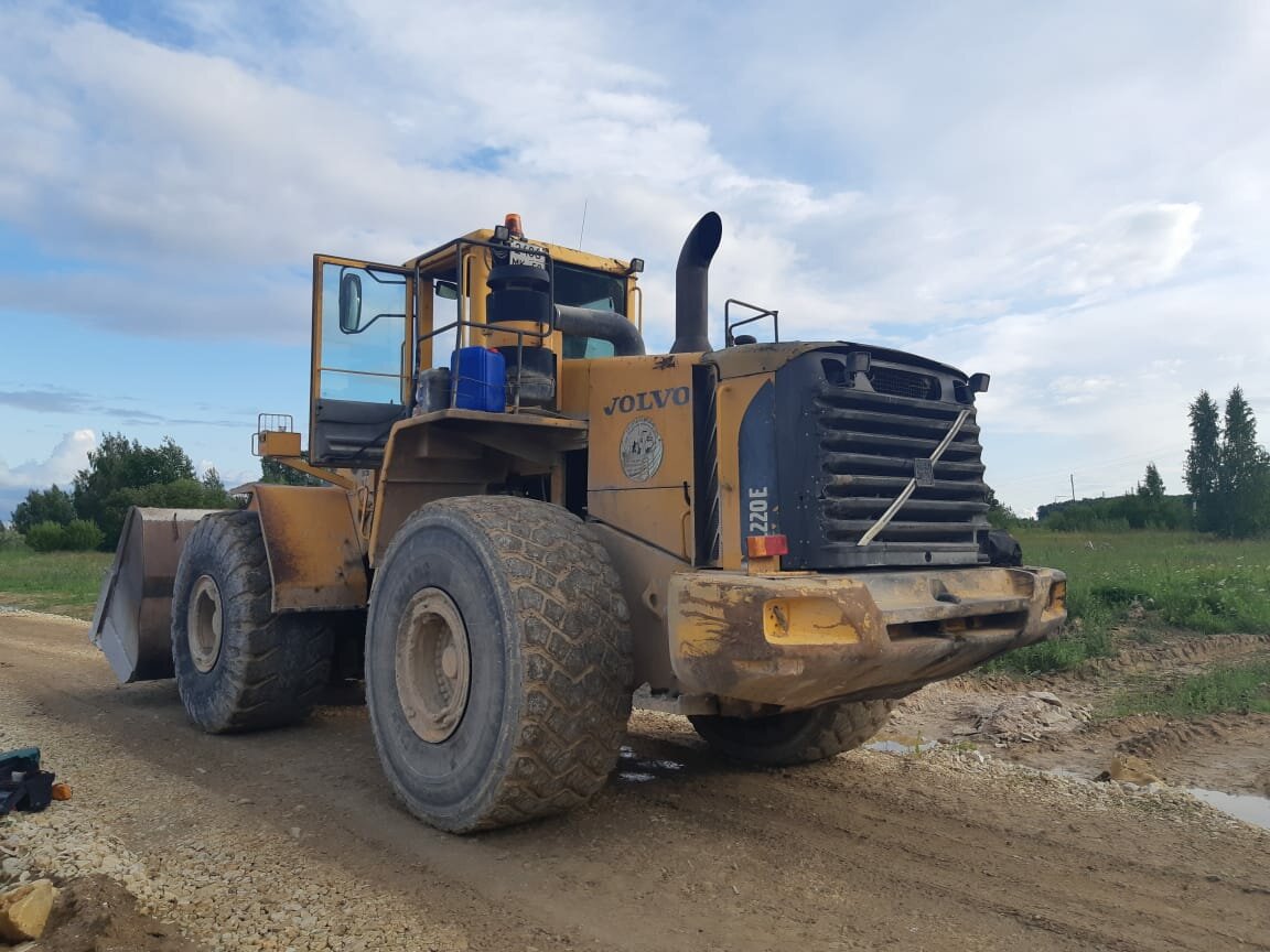 вольво l220g колёсный погрузчик, volvo l150e, cat 966 фронтальный погрузчик, вольво погрузчик фронтальный 10 кубов, фронтальный погрузчик dressta 534с