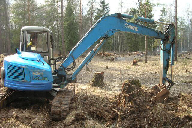 корчевание пней мини экскаватором, мини экскаватор полноповоротный, кубота мини экскаватор кх90, выкорчёвка пней миниэкскаватор, мини экскаватор ihi 40gx