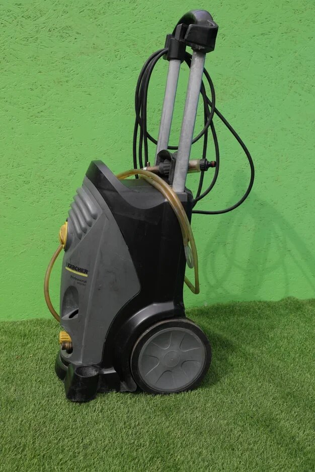 мойка karcher hd 6/15 m *eu 1.150-930, karcher hd 10/23-4 s, 230 бар, аппарат высокого давления karcher hd 5/15, мойка karcher hd 1318-4 s, мойка высокого давления