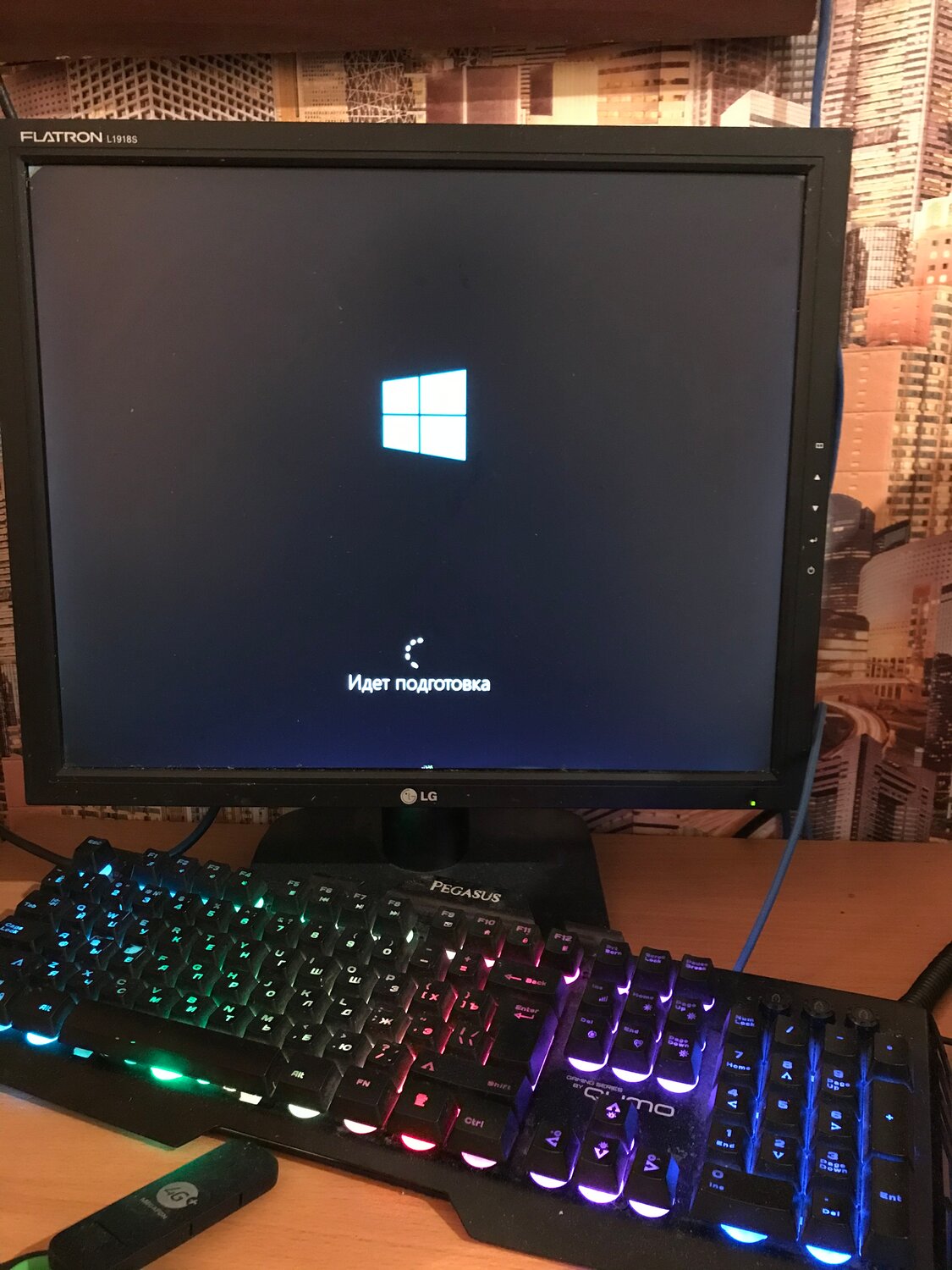 компьютер, техника, идет подготовка устройств windows, домашний компьютер, компа