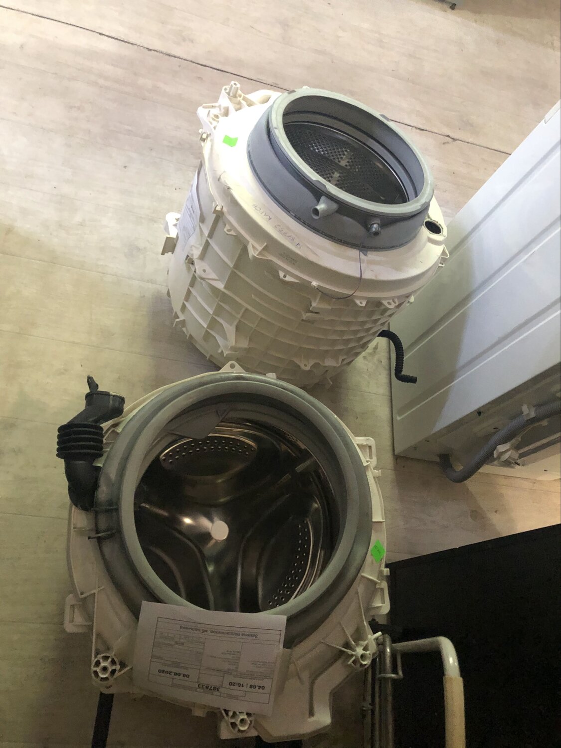 бак стиральной машины indesit 7кг, бак стиральной машины аристон 109, бак стиральной машины горени, бак стиральной машины indesit wisl, как разобрать бак стиральной машины индезит виун 81