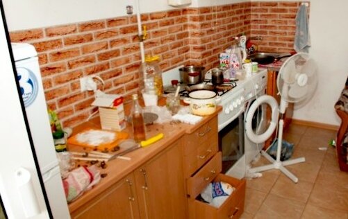 комната, квартира, кухня, квартира алкоголика, детская комната