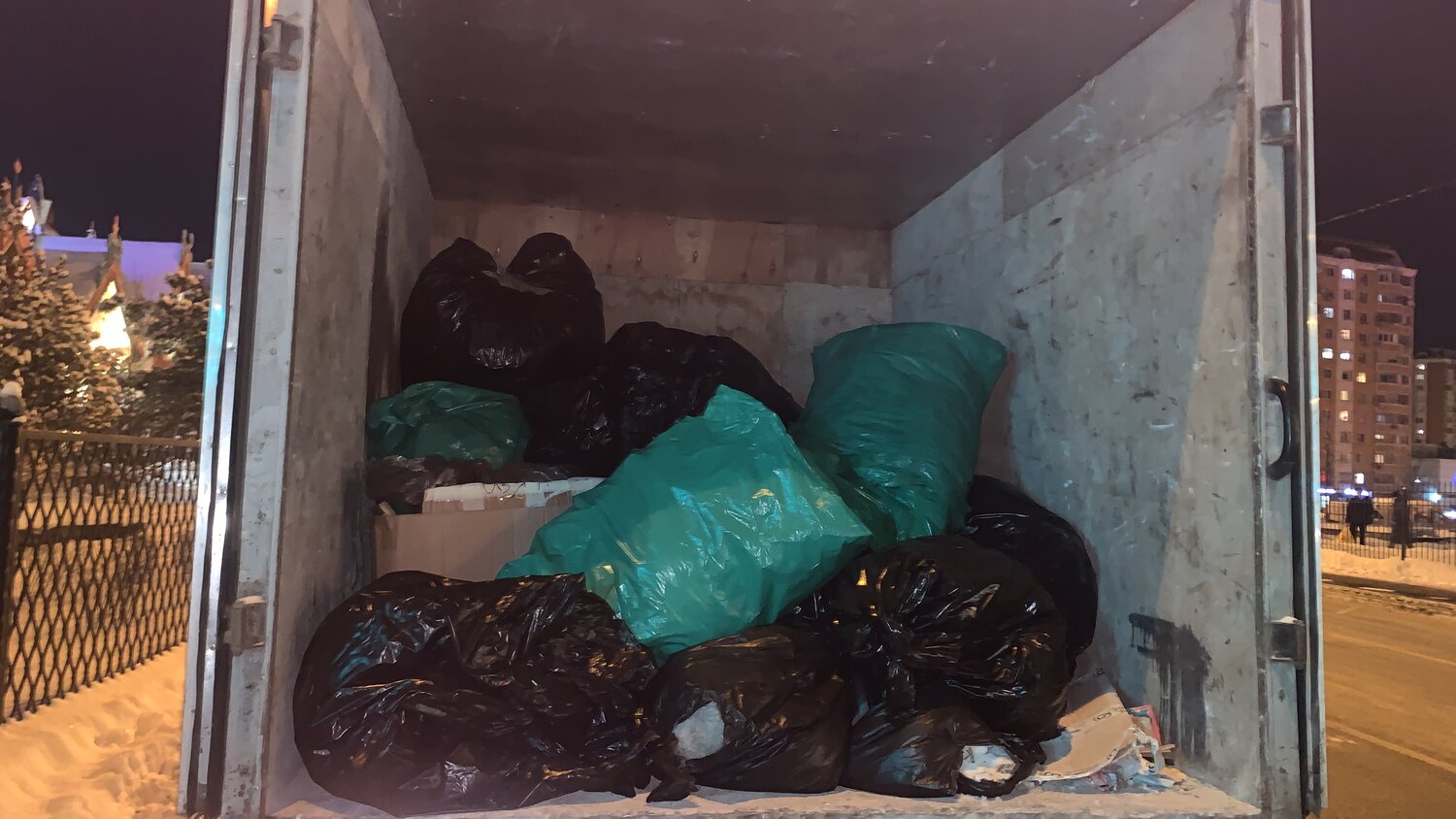 мусор, мусорные горы, мусорный бак, отходы, бытовые отходы