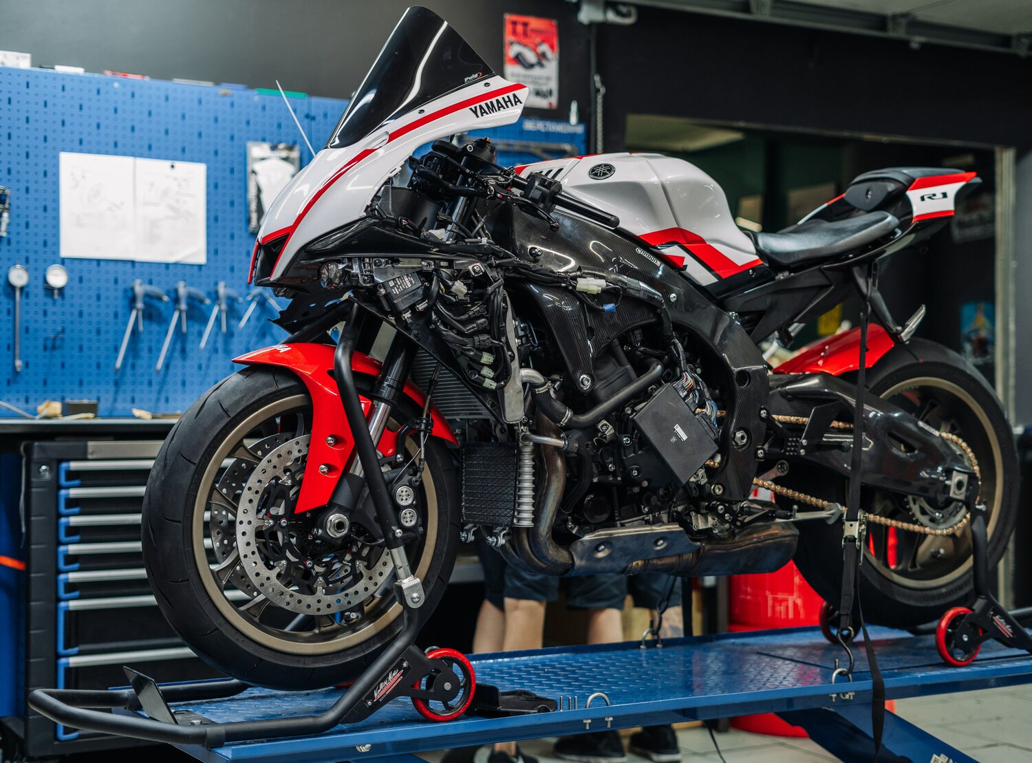 mv agusta brutale 1000 мотоцикл, mv agusta brutale 2018, mv agusta brutale 800rr pirelli special edition, mv agusta brutale 1090rr, mv agusta f1
