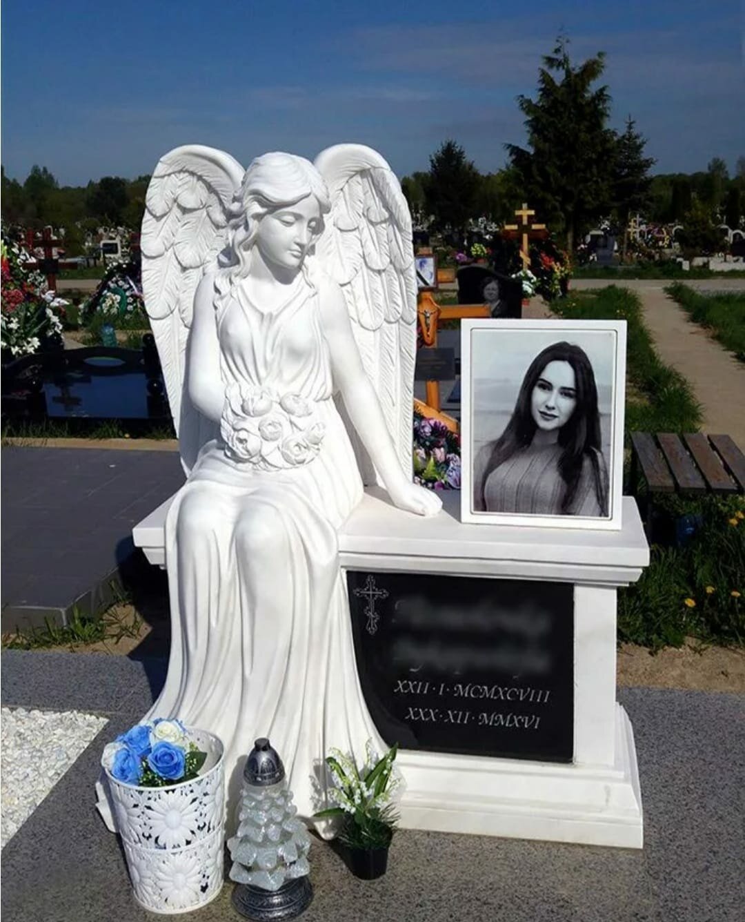 красивые памятники на могилу, памятник ангел, могильный памятник ангела на кладбище, памятники на могилу, памятник в виде ангела