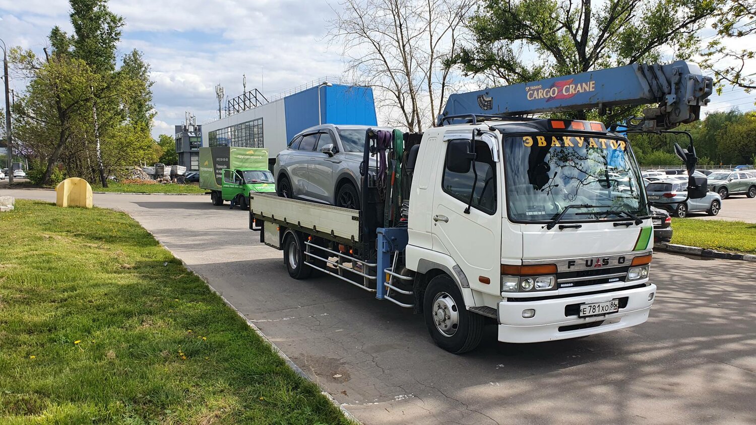эвакуатор с манипулятором, эвакуатор, эвакуатор с краном, эвакуатор исудзу со сдвижной платформой, эвакуатор со сдвижной платформой