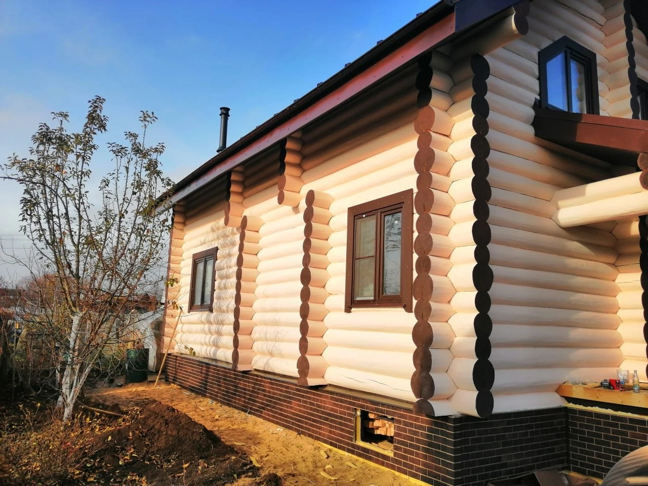 тиккурила 5062 оцилиндрованного бревна, тиккурила 5064 оцилиндрованного бревна, покраска сруба, тиккурила винха 2673, краска для деревянного дома