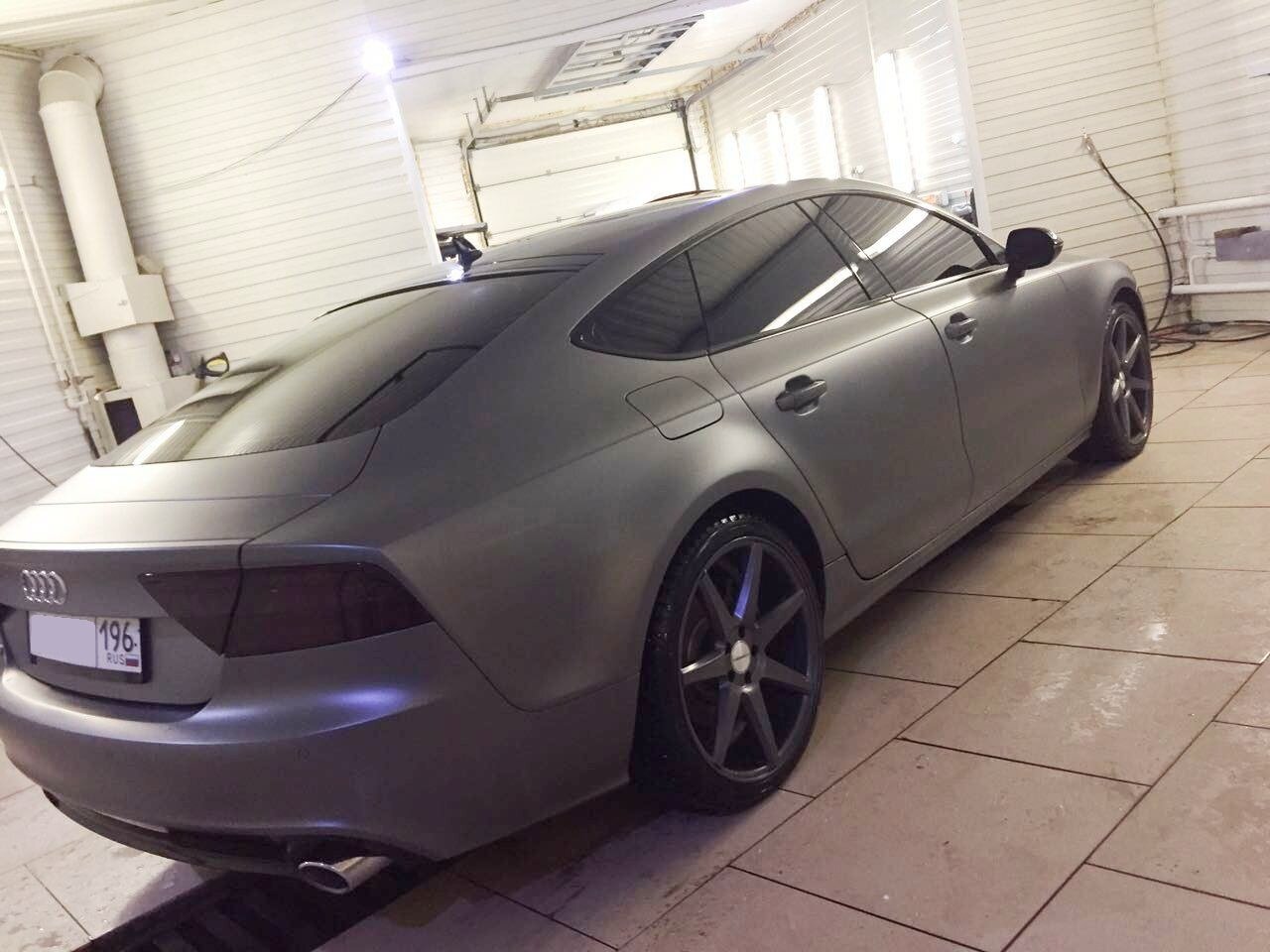 Оклейка автомобиля матовой пленкой