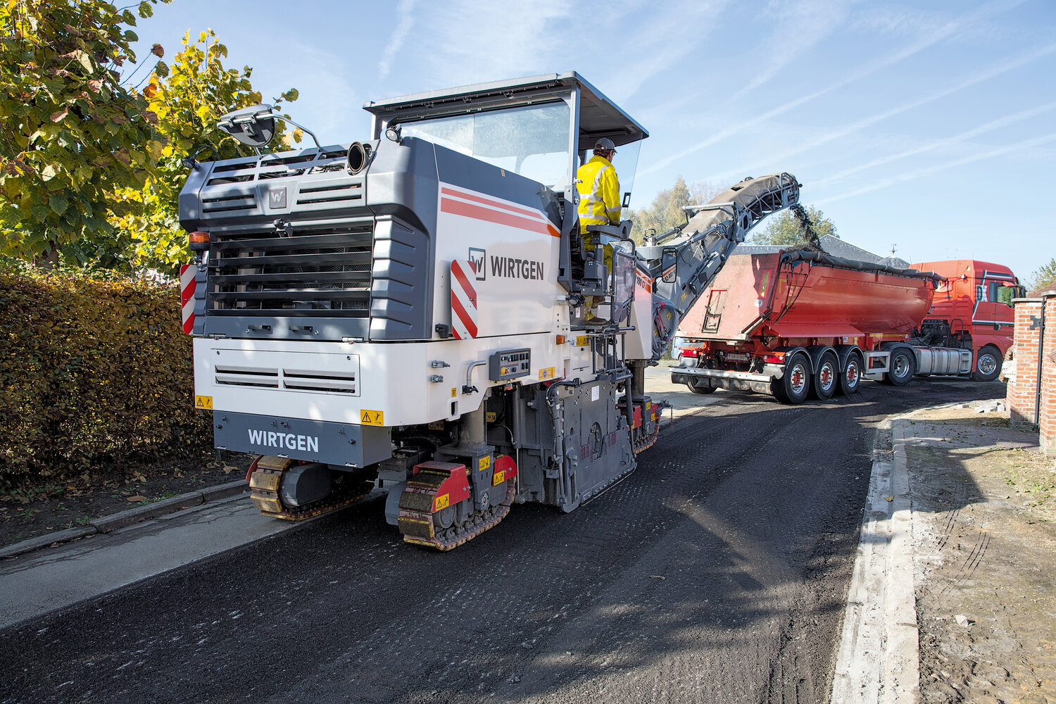 фреза дорожная wirtgen w2000, асфальтовая фреза wirtgen 35, фреза wirtgen w150cf, фреза wirtgen w200, w210 фреза wirtgen черная