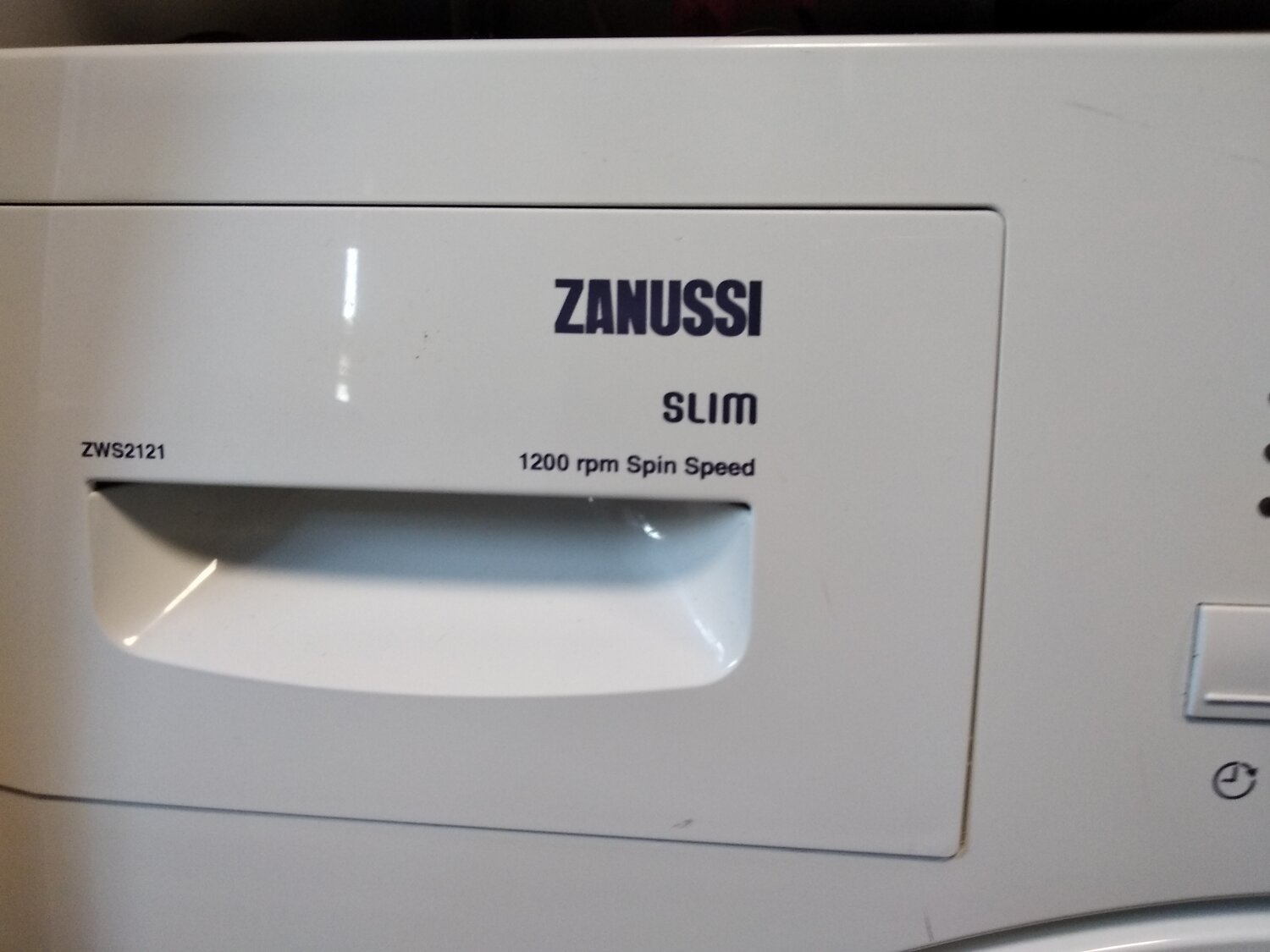 zanussi slim 800 rpm spin speed zws 181, zanussi slim 800 rpm, zanussi slim 1000 rpm, zanussi slim zws 181, занусси слим zws 1101