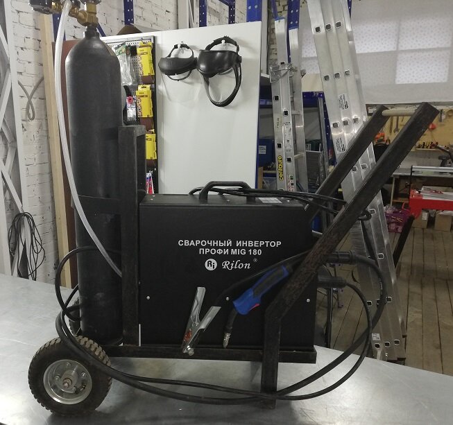 сварочный аппарат ewm phoenix 505 puls mm tdm, полуавтомат сварочный x8 mig welder kemppi, сварочный аппарат mars mig2000, подставка под сварочный сварог, сварочный аппарат solaris mig-250-hd + ak