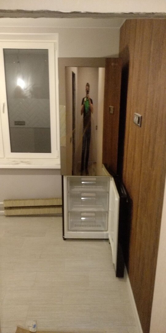 дверь, квартира, прихожая, скрытая зеркальная дверь, мебель