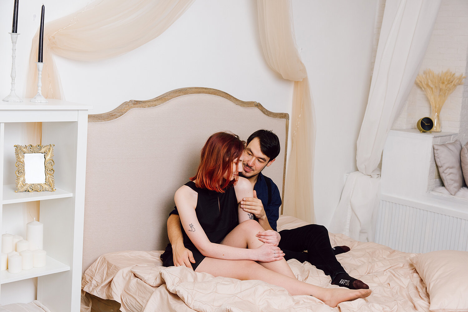девушка, женщина, человек, семья в спальне, фотосессия