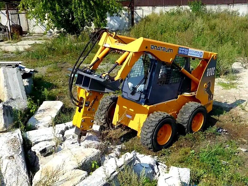 мини-погрузчик, мини погрузчик мустанг 2076 с гидромолотом, ант 750 мини погрузчик, мини погрузчик mustang 2066, мини погрузчик mustang 2056