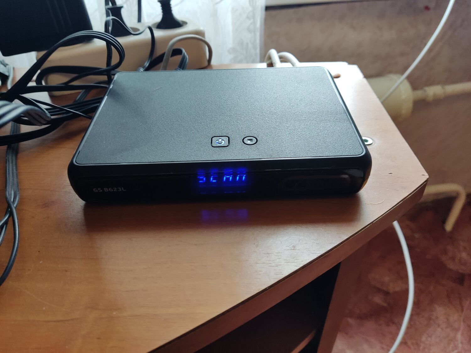 приставка мтс iptv декодер dn300, телевизионная приставка w95, приставка tvip s-box v.410, медиаплеер, тв бокс с оптическим выходом 5.1 форум