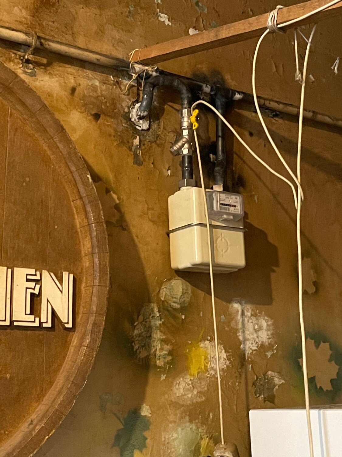 разводка электрики, коммуналка, электрика в бытовке, электричество, выключатель коммуналка