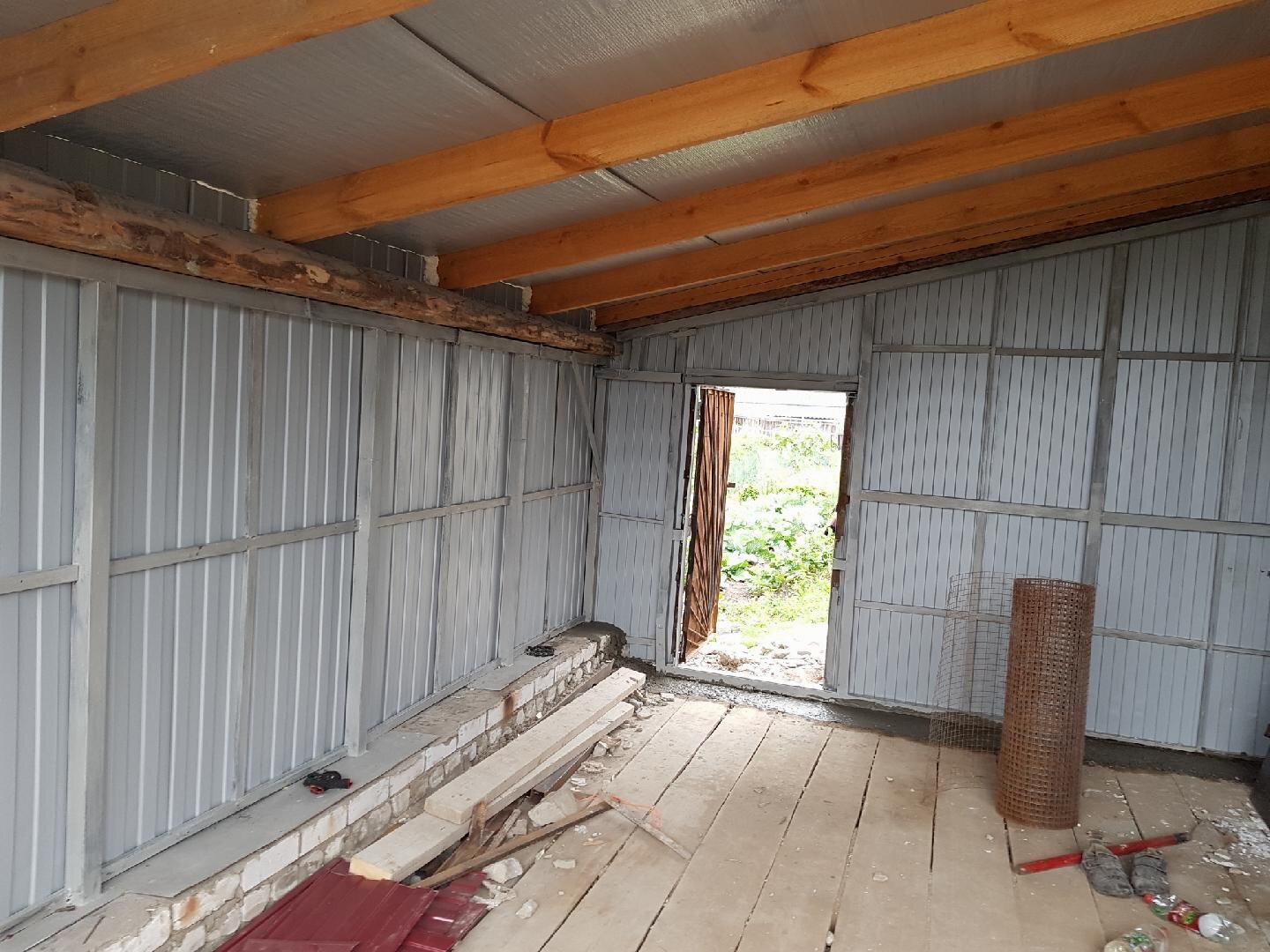 утеплить гараж, утепление гаража, утепленный гараж из металлопрофиля, перекрытие гаража 8 метров, гараж из профнастила