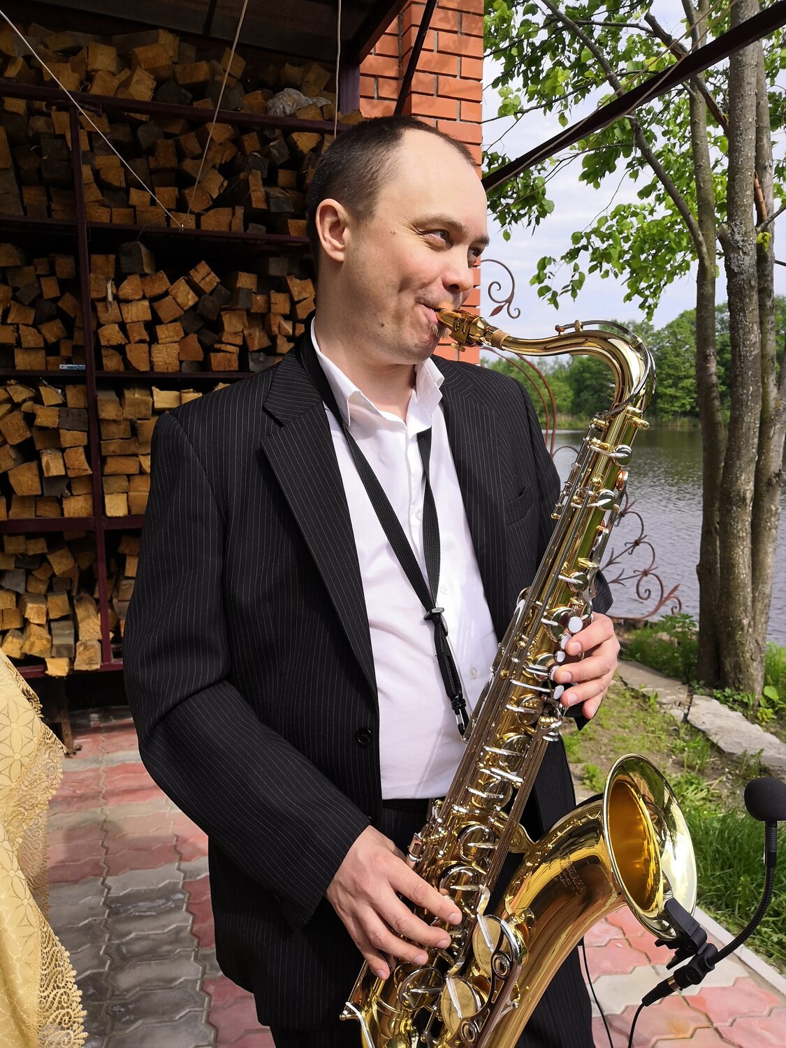 алексей попов саксофонист, косарев алексей саксофон, саксофонист, саксофонист филипп, миасс саксофон