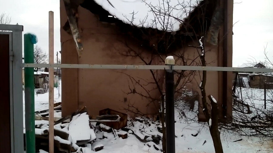 дом в, дача дом, частный дом, обстрел кировска луганской 2014г, дача
