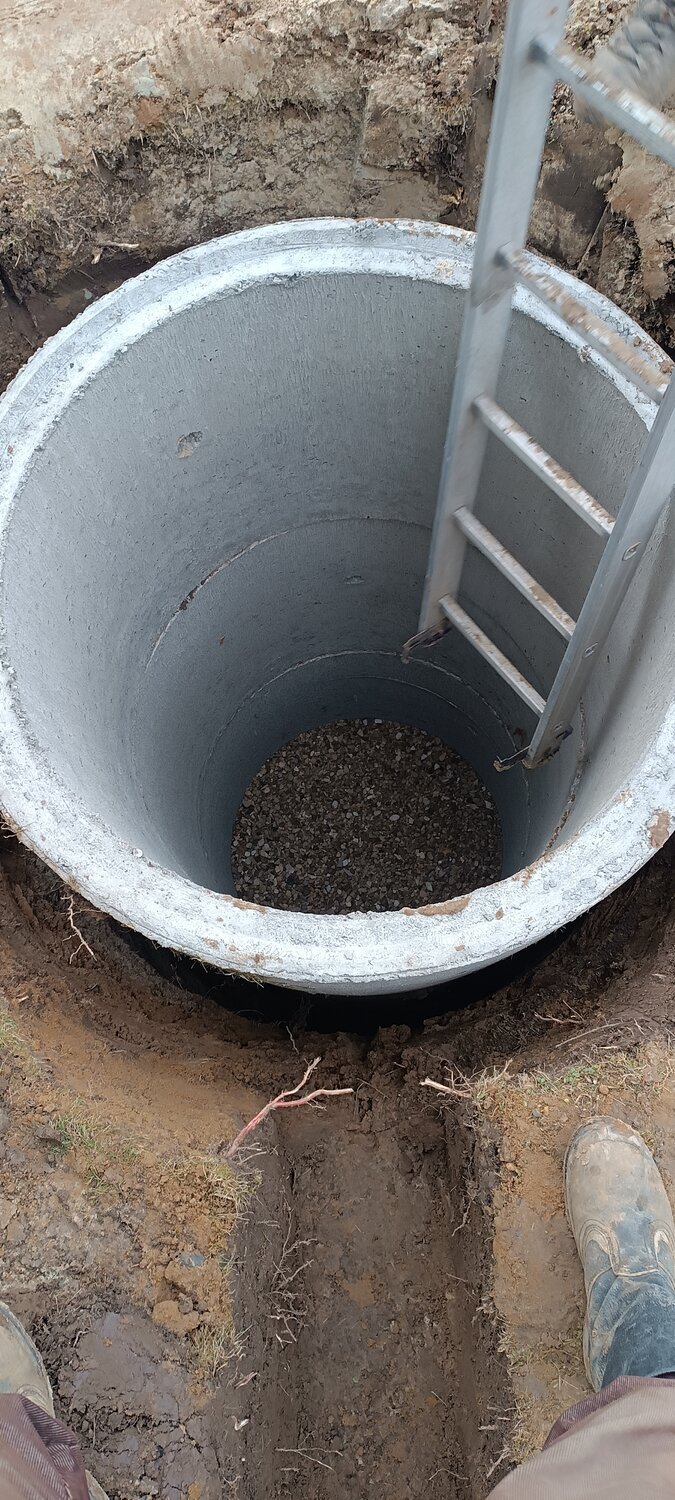 шамбо из бетонных колец, септик из бетонных колец, колодец для канализации из бетонных колец, канализация септик 3 ж б кольца, погреб кессон из бетонных колец 2м